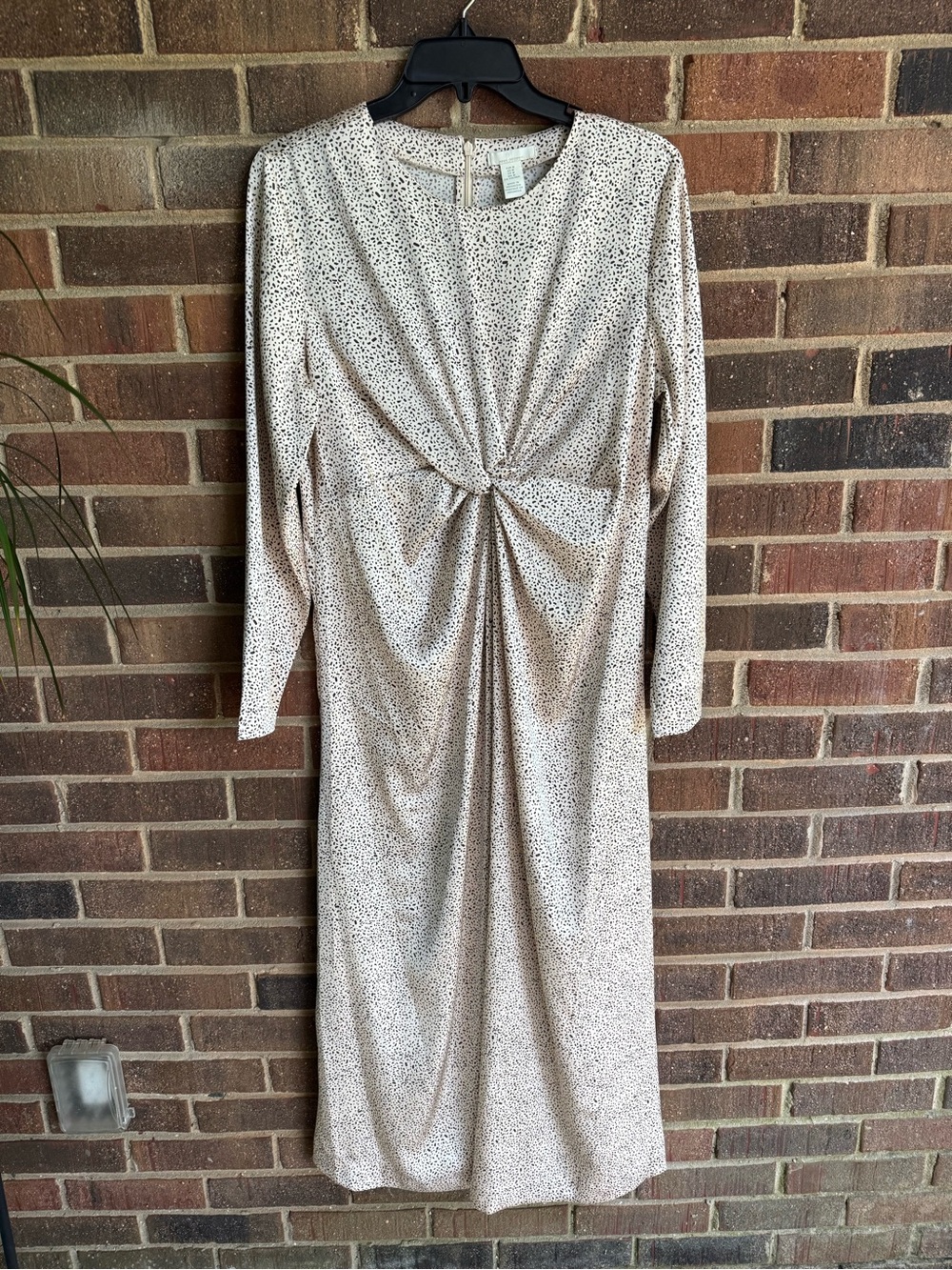Long Sleeve Twist Front Maxi Dress - Cream Speckle